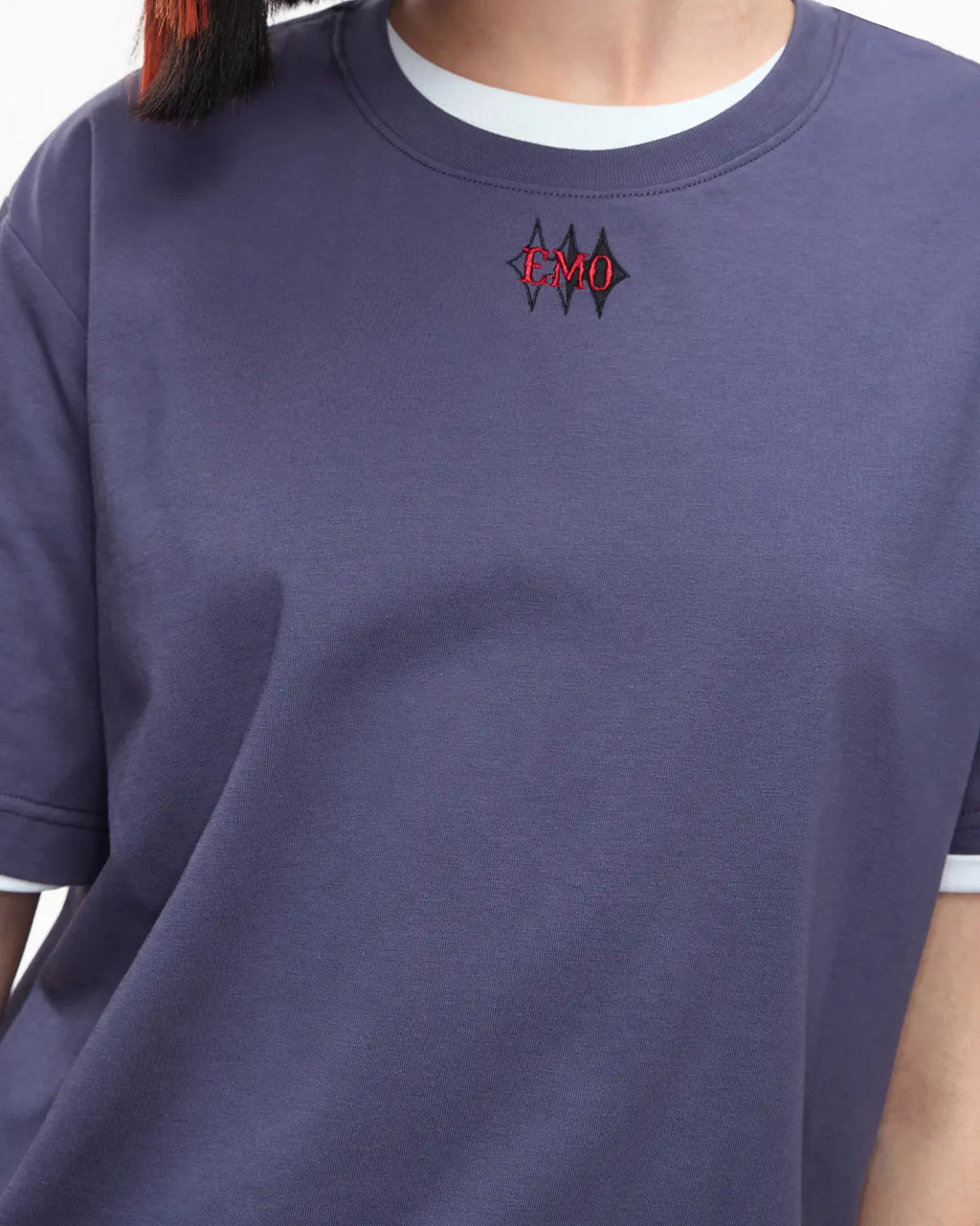 EMO Structured Micro Logo Essential Tee Purple
