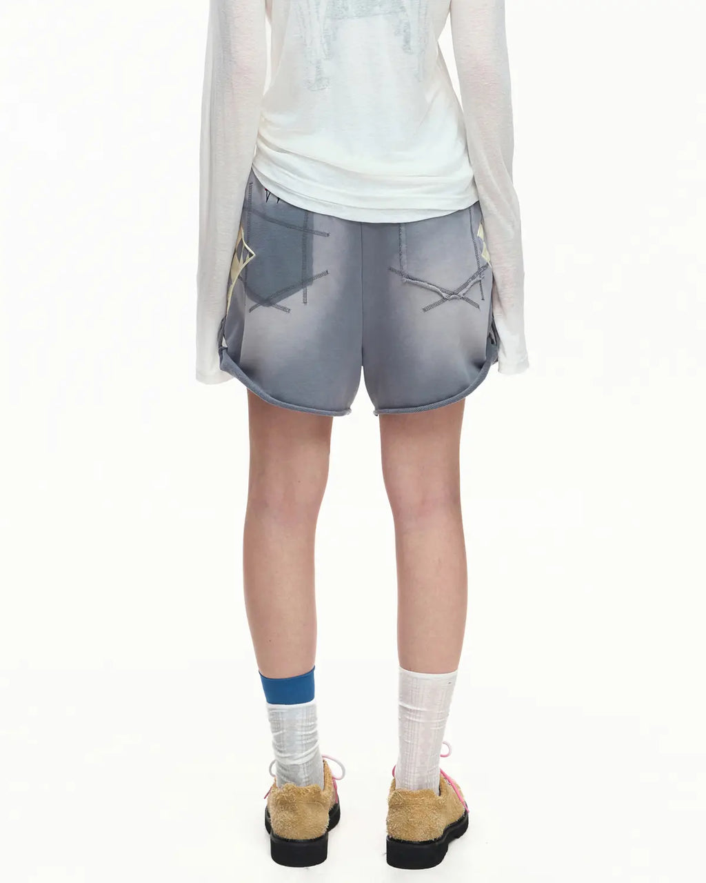 EMO Garment Washed Diamond Quilted Shorts blue