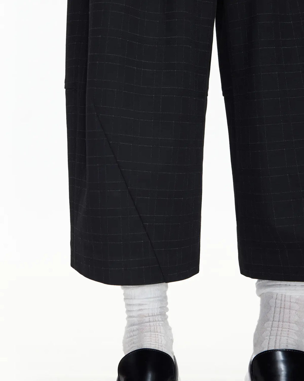 EMO Pleated Suit Cropped Pants