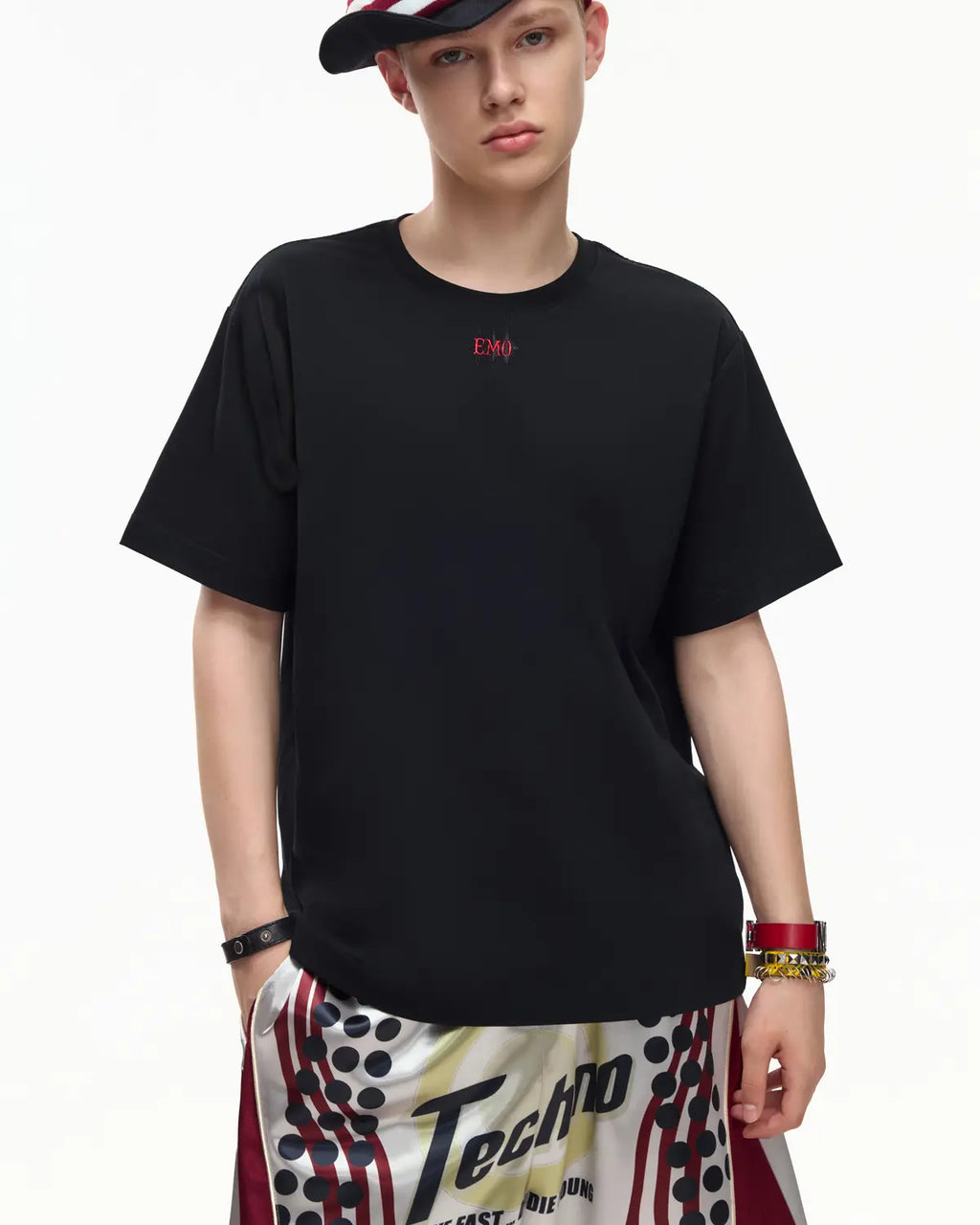 EMO Structured Micro Logo Essential Tee Black