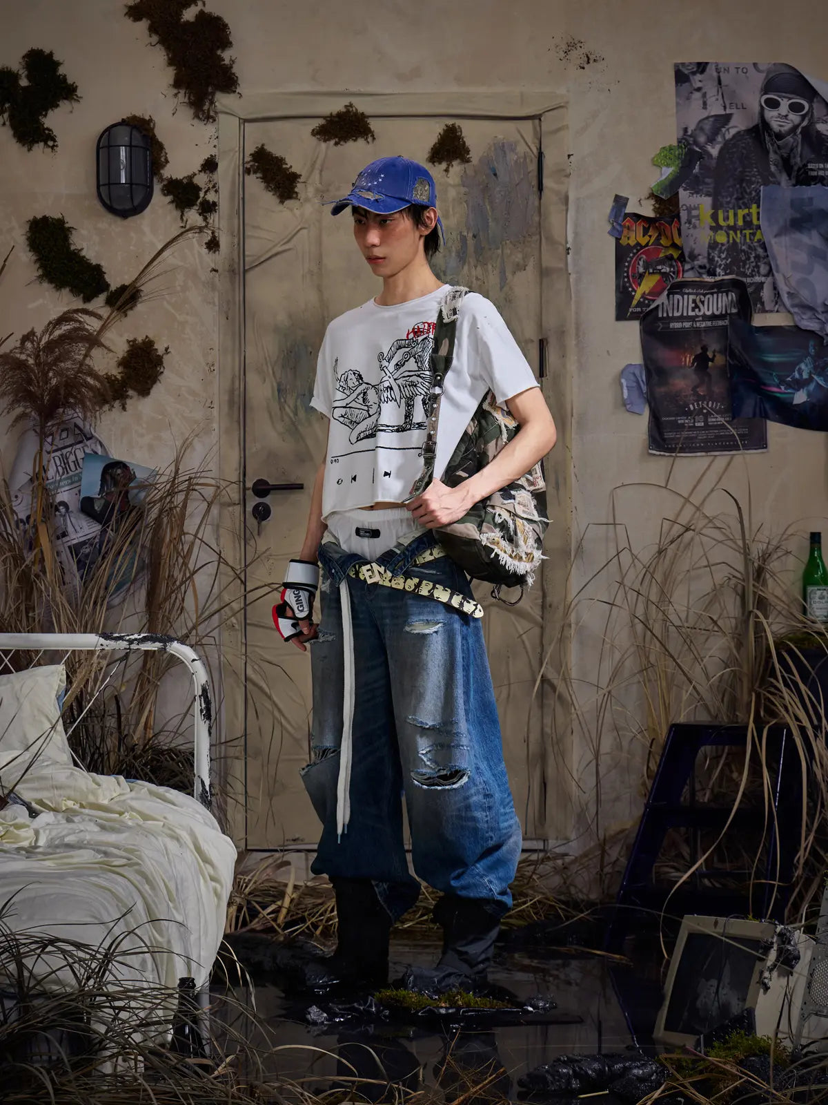 EMO "Cyber Scar" Loose Curved Jeans