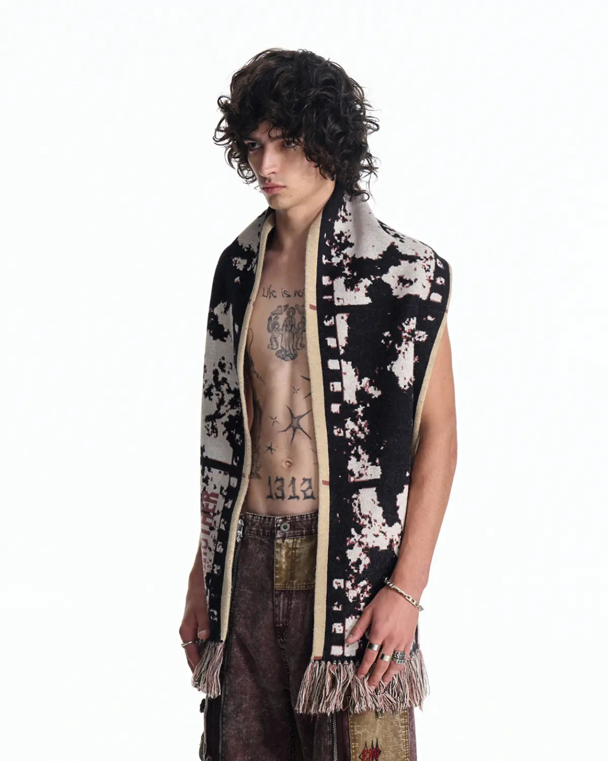 EMO Brushed Knit Film Strip Scarf