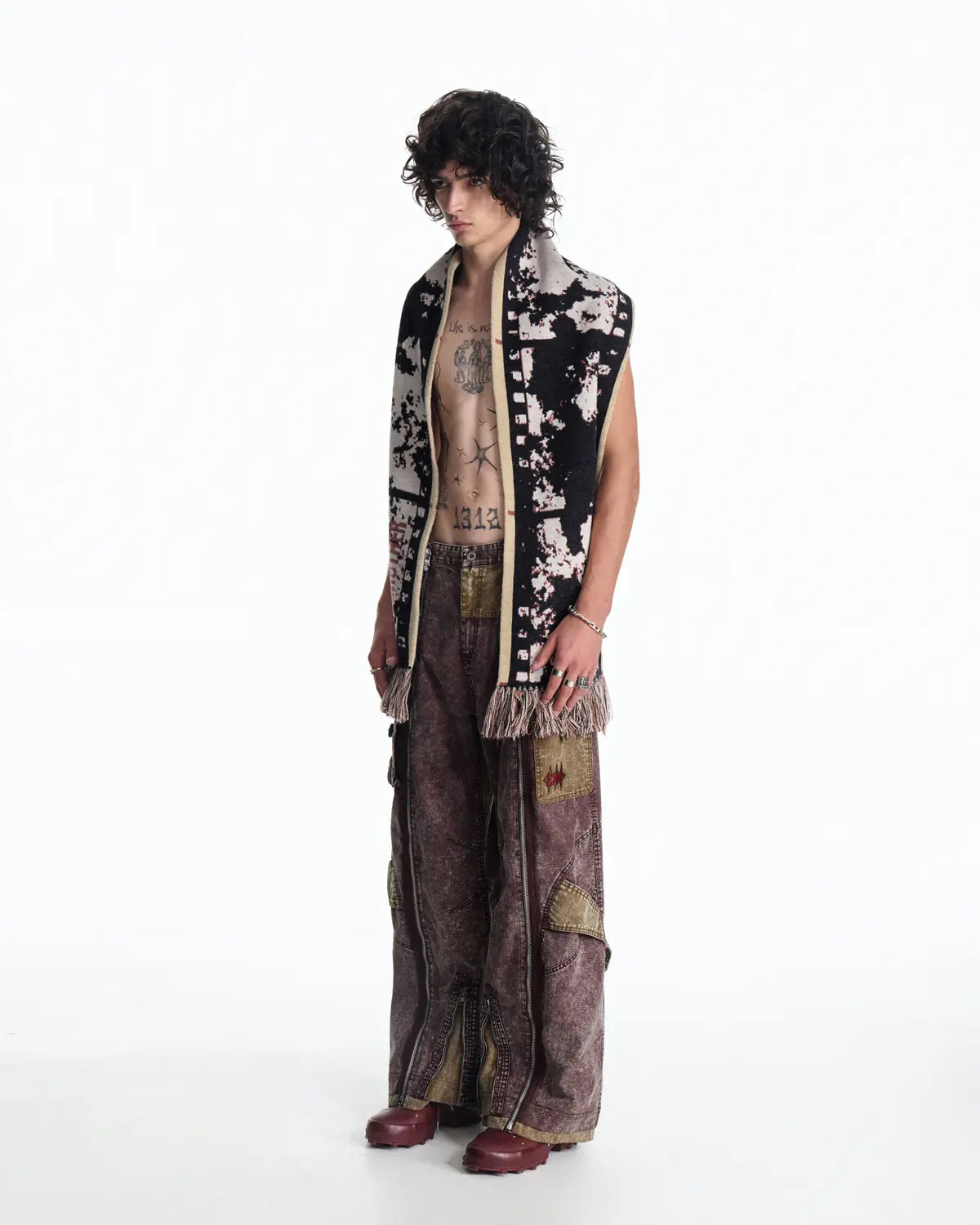 EMO Brushed Knit Film Strip Scarf