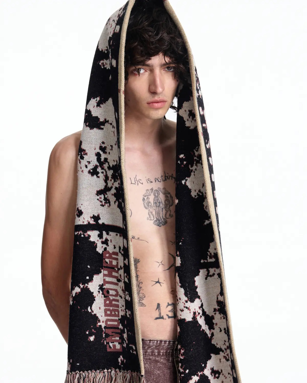 EMO Brushed Knit Film Strip Scarf
