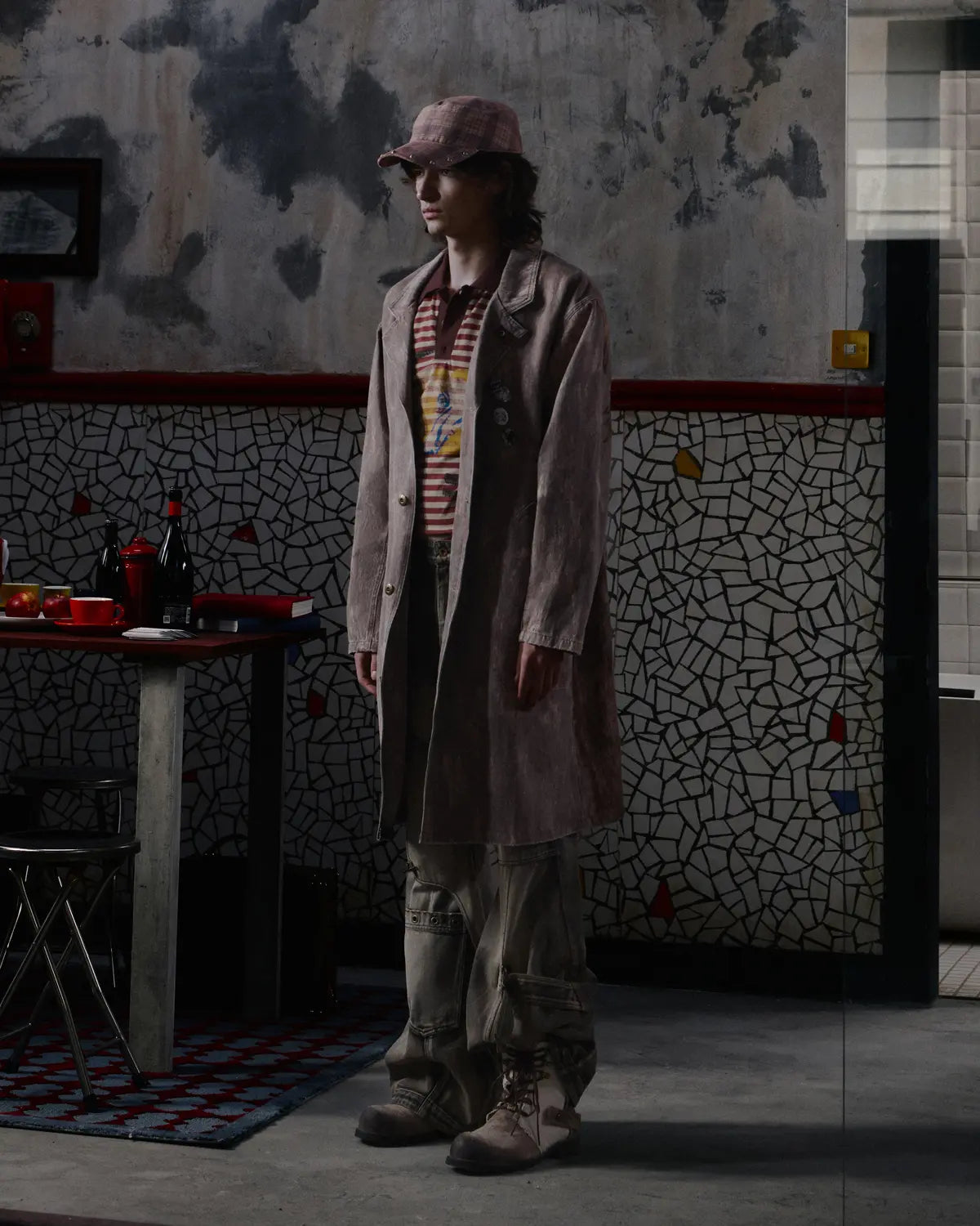 EMO "Film Noir" The Scorch Suede Trench