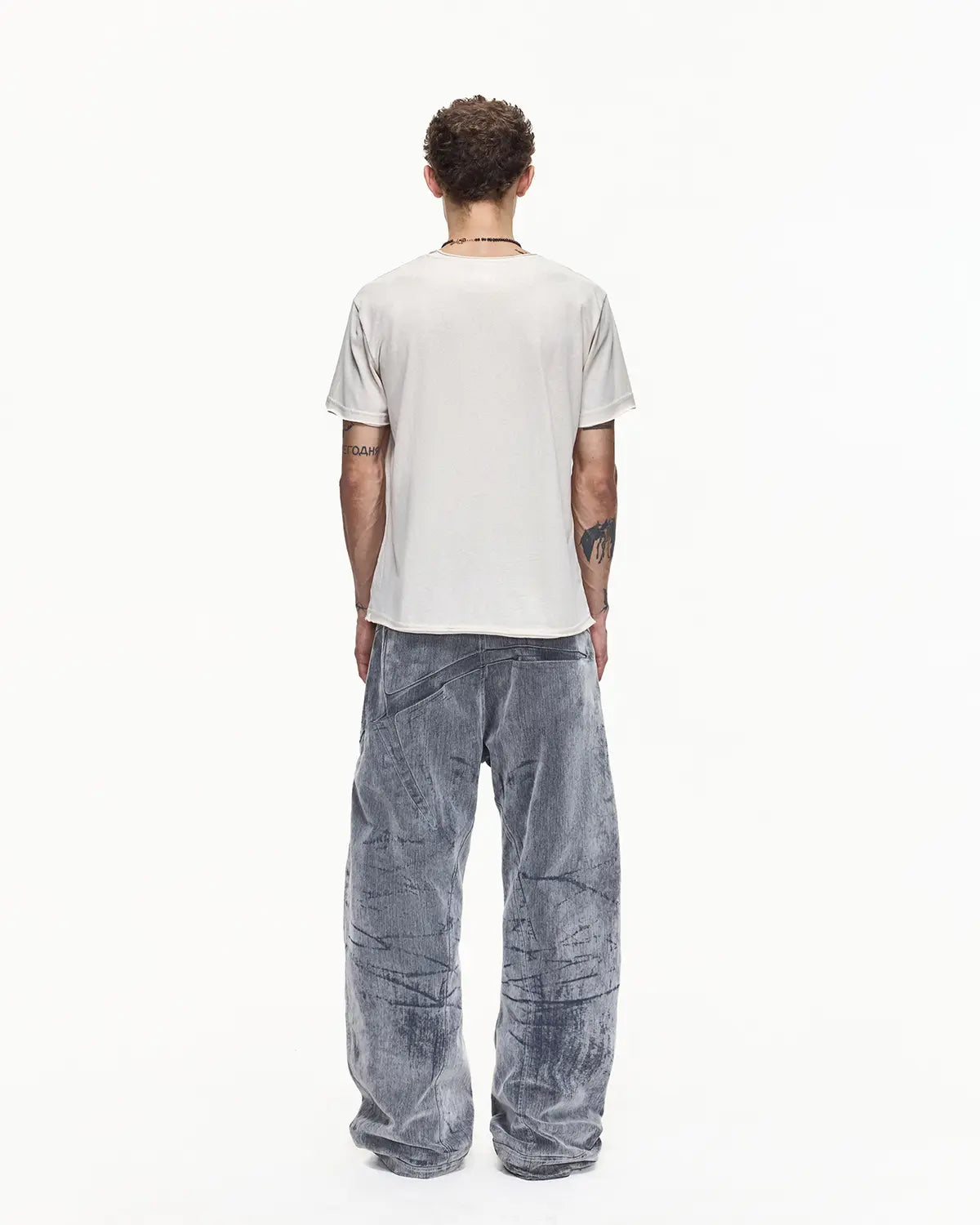 EMO Wash Curved Fit Velvet Jeans