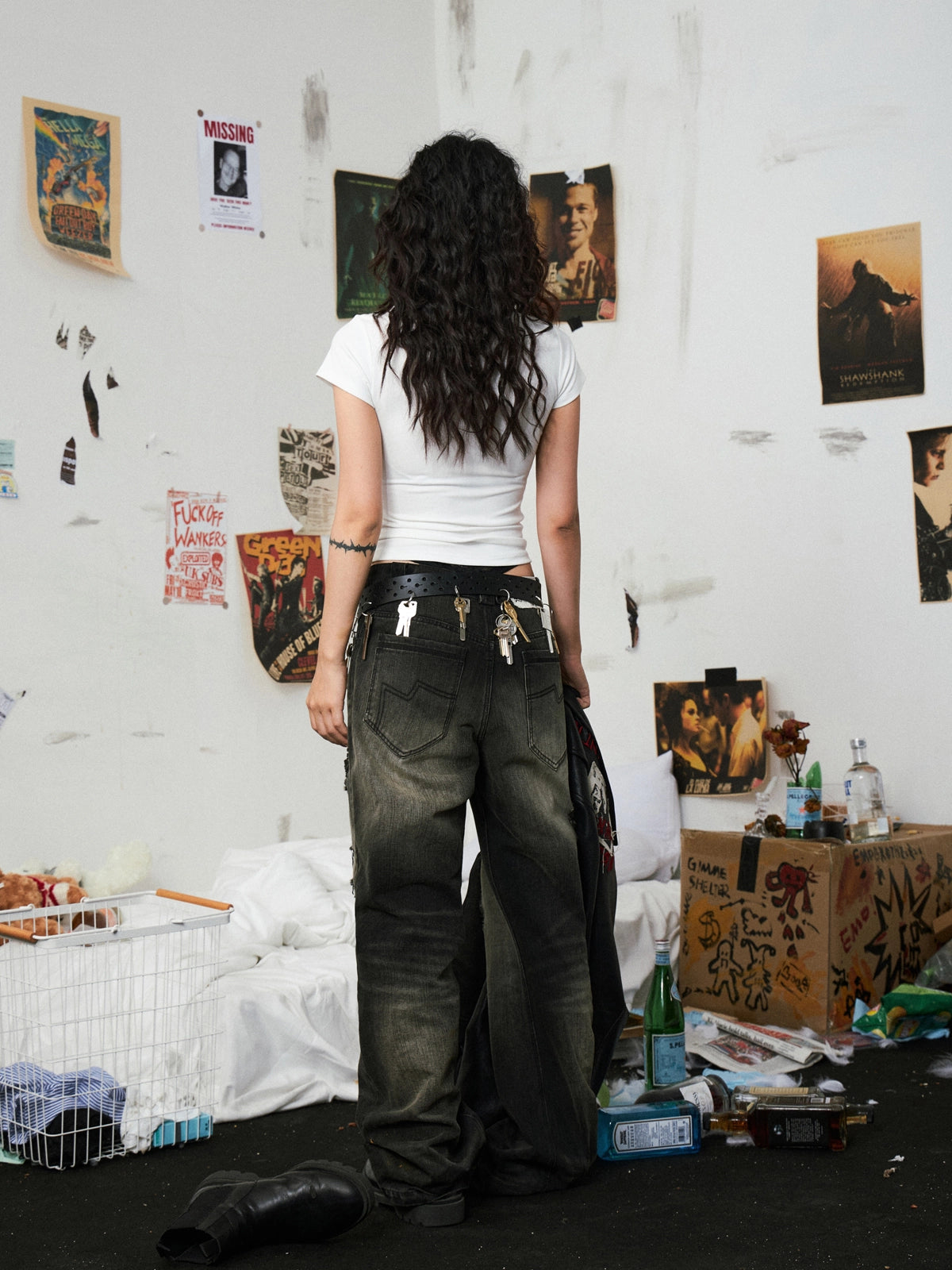 Silhouette Printed Slim Fit T-Shirt